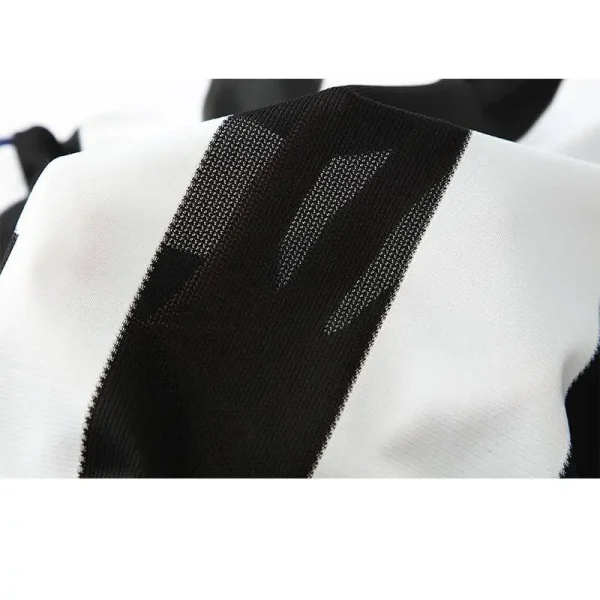 Newcastle United 1995/97 Home Long Sleeves Retro Jersey