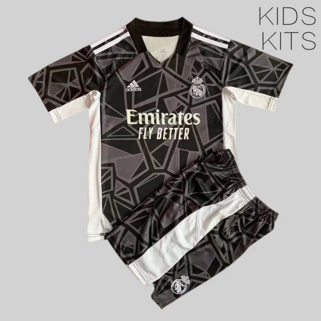 Real Madrid 2022/23 Goalkeeper Kids Jersey And Shorts Kit