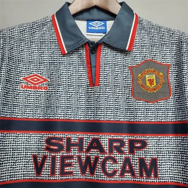 Manchester United 1995/96 Away Retro Jersey