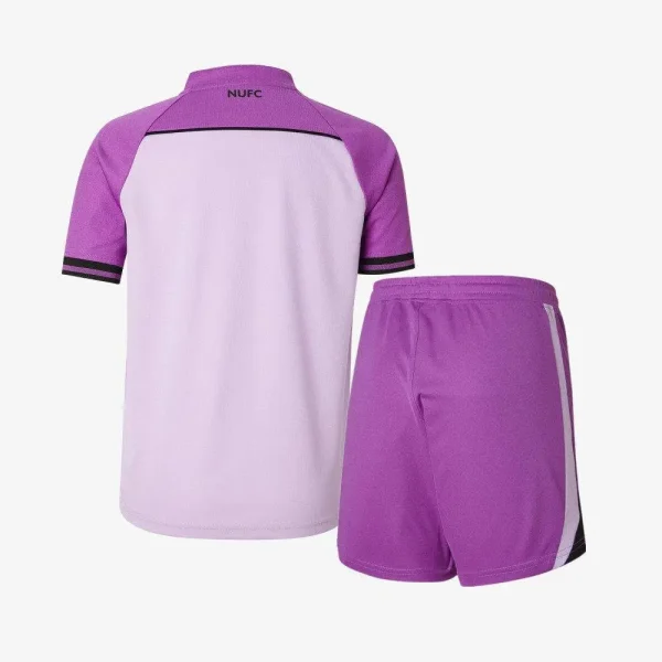 Newcastle United 2021/22 Goalkeeper Kids Jersey And Shorts Kit