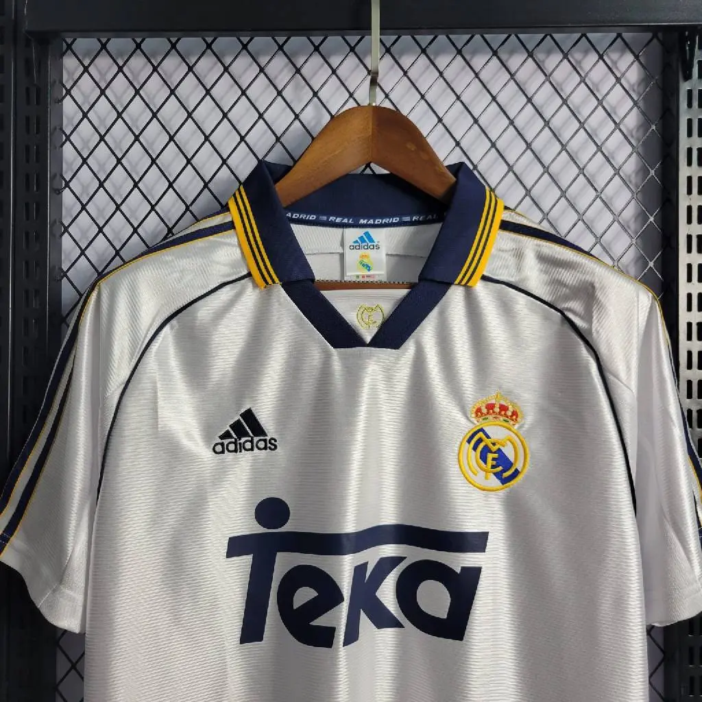 Real Madrid 1998/00 Home Retro Jersey